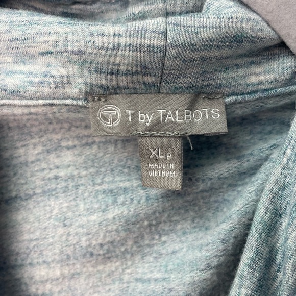 Light Blue Cowl Neck Pullover size XL - Picture 2 of 9